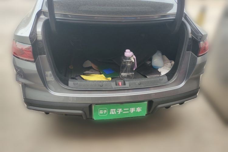 Used BYD Qin L 2025 DM-i Smart Drive 80KM Leading Model Trunk