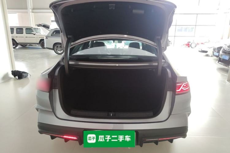 Used BYD Qin L 2025 DM-i Smart Drive 120KM Superior Model Trunk
