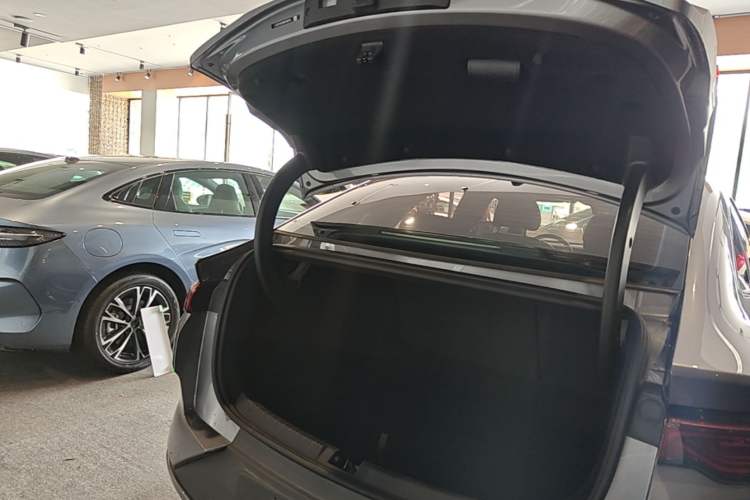 Used BYD Qin L 2025 EV 545KM Beyond Version Trunk