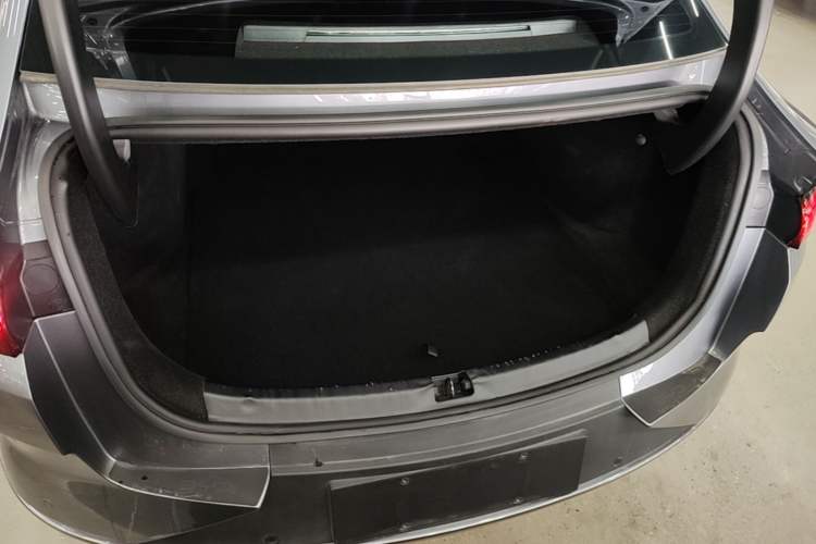 Used BYD Qin L 2025 EV 470KM Leading Edition Trunk