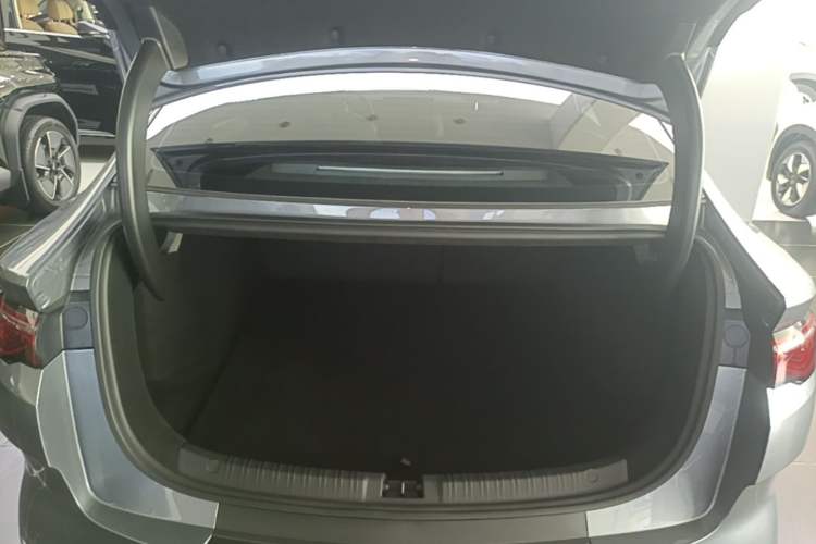 Used BYD Qin L 2025 EV 545KM Beyond Version Trunk