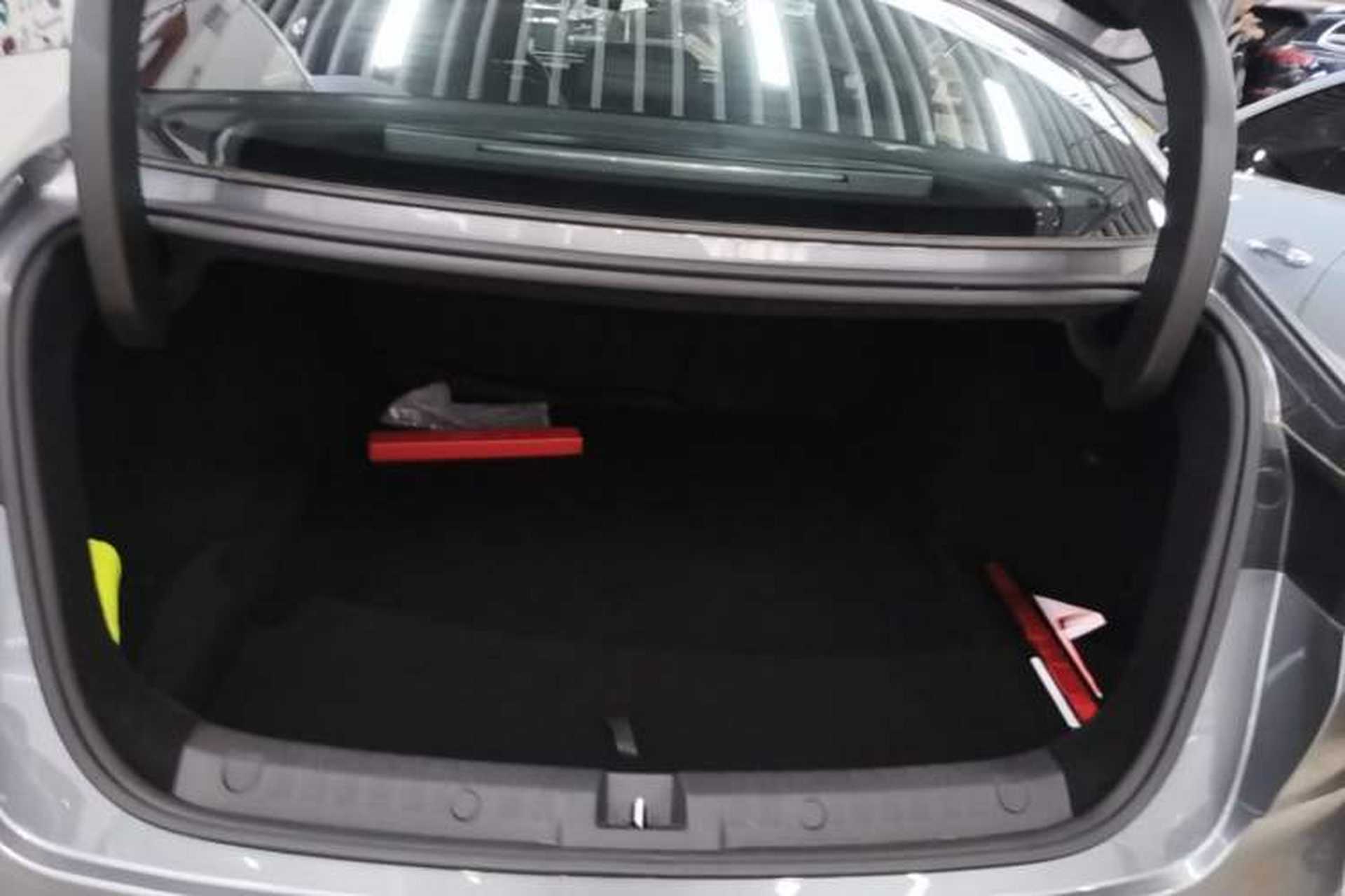 Used BYD Qin L 2025 DM-i Smart Drive 120KM Superior Model Trunk