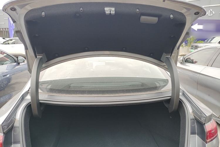 Used BYD Qin L 2025 DM-i Smart Drive 120KM Superior Model Trunk