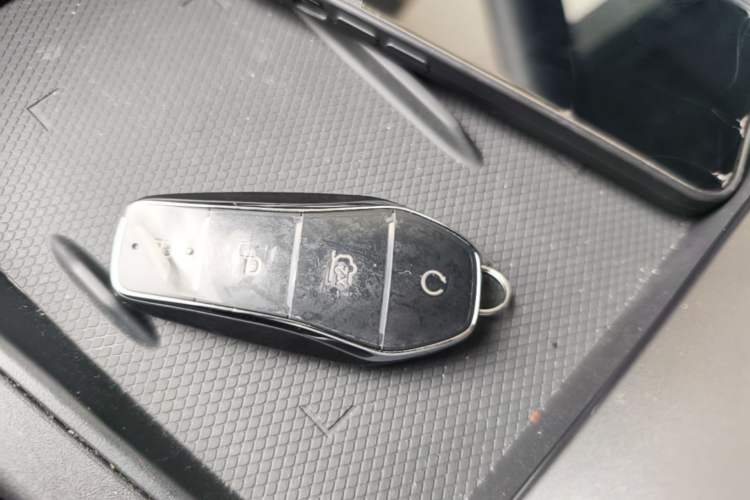 Used BYD Qin L 2025 EV 470KM Leading Edition Vehicle Key