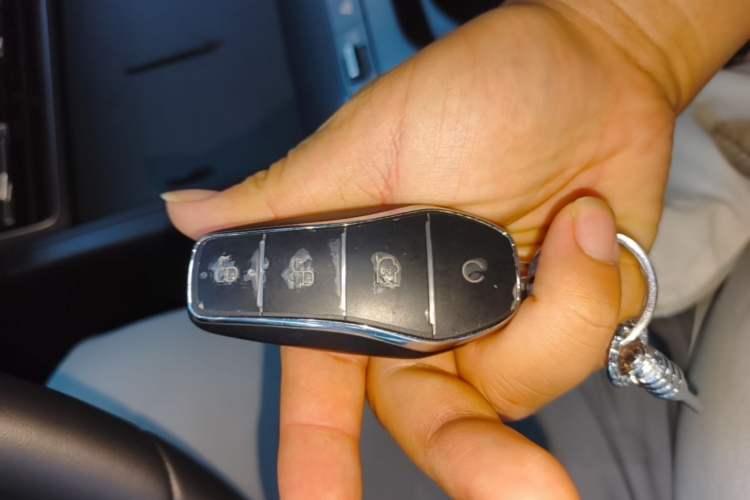 Used BYD Qin L 2025 EV 470KM Leading Edition Vehicle Key