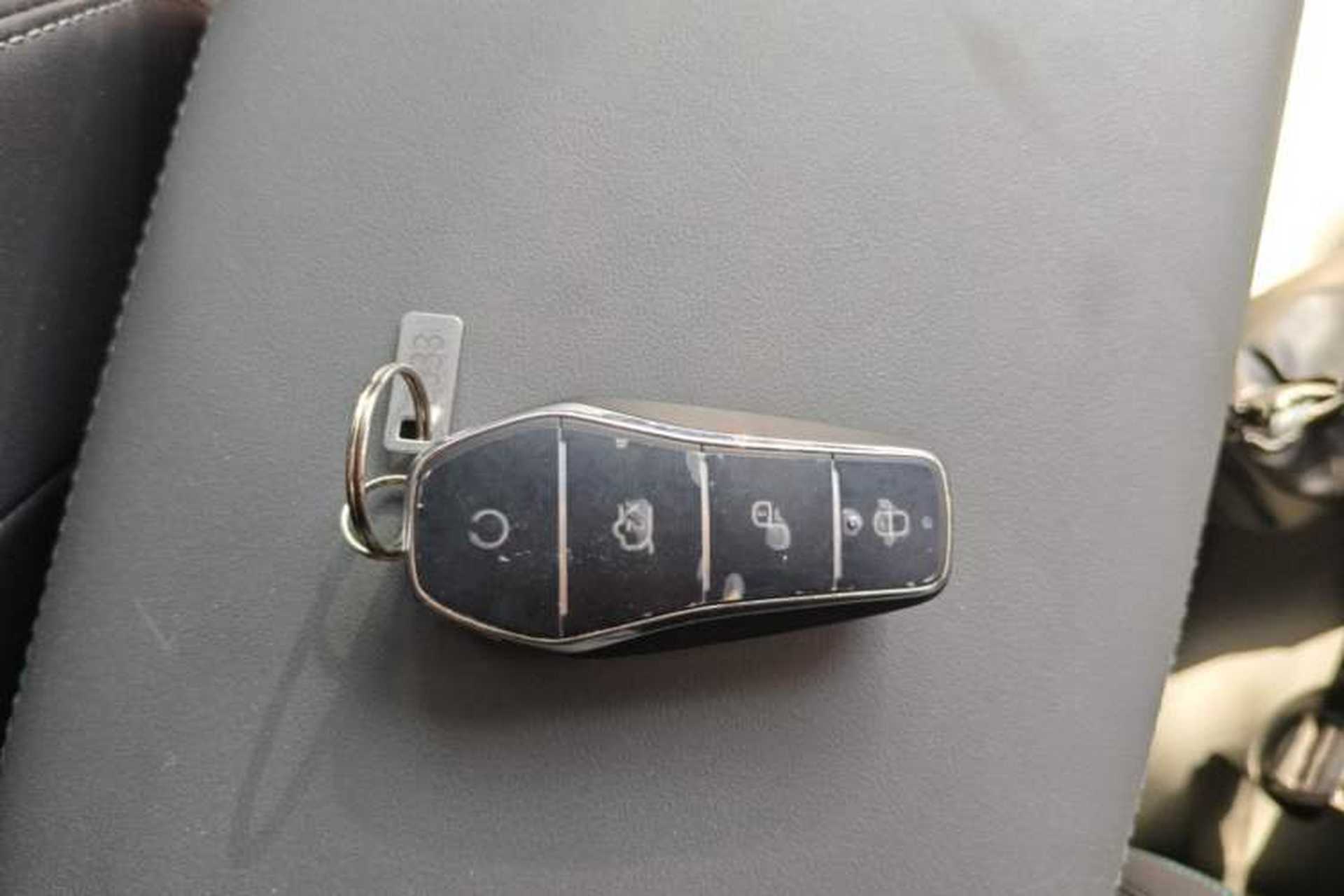 Used BYD Qin L 2025 DM-i Smart Drive 120KM Superior Model Vehicle Key