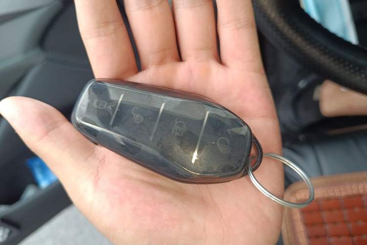 Used BYD Qin L 2025 EV 545KM Beyond Version Vehicle Key