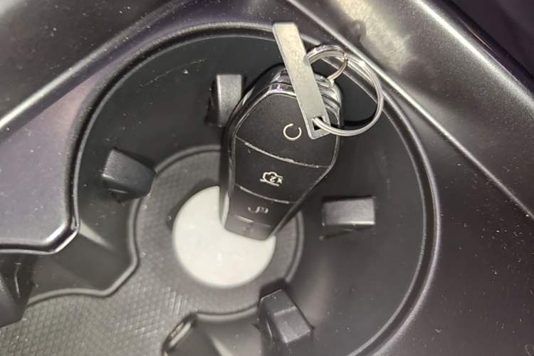 Used BYD Qin L 2025 EV 545KM Beyond Version Vehicle Key