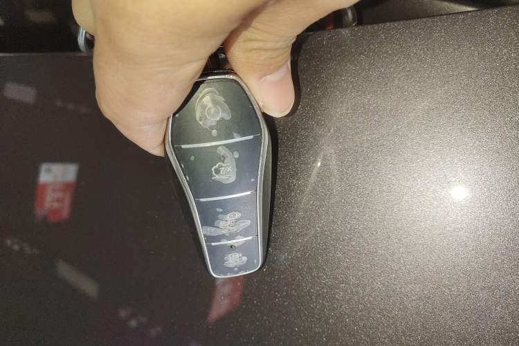 Used BYD Qin L 2025 DM-i Smart Drive 120KM Superior Model Vehicle Key