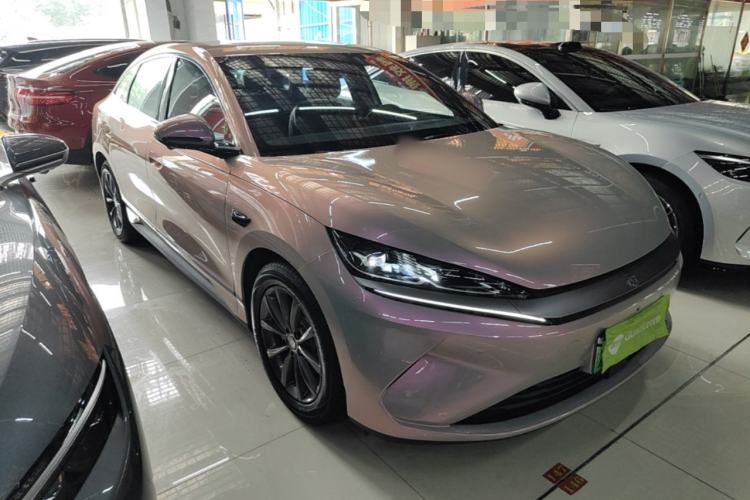 Used BYD Qin L 2025 EV 545KM Beyond Version Front Right 45 Deg