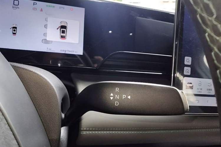 Used BYD Qin L 2025 EV 470KM Leading Edition Gear Lever