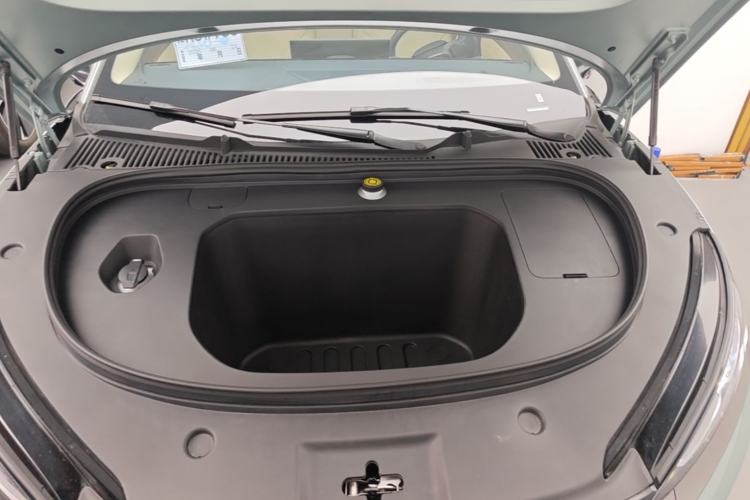 Used BYD Qin L 2025 EV 545KM Cloud Suspension Edition Engine Bay
