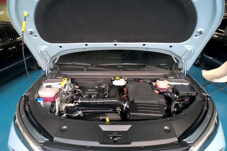 Used BYD Qin L 2025 DM-i Smart Drive 80KM Superior Model Engine Bay
