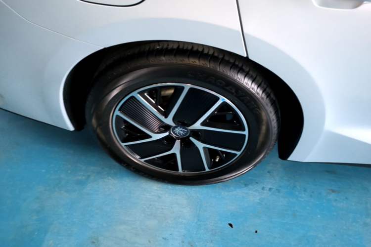 Used BYD Qin L 2025 DM-i Smart Drive 80KM Superior Model Exterior 5