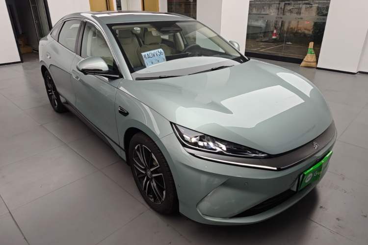 Used BYD Qin L 2025 EV 545KM Cloud Suspension Edition Front Right 45 Deg