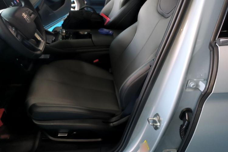 Used BYD Qin L 2025 DM-i Smart Drive 80KM Superior Model Left Front Seat