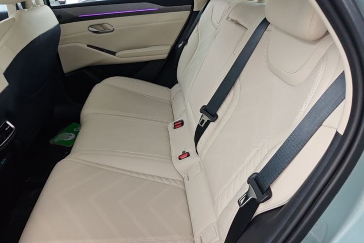 Used BYD Qin L 2025 EV 545KM Cloud Suspension Edition Left Rear Seat