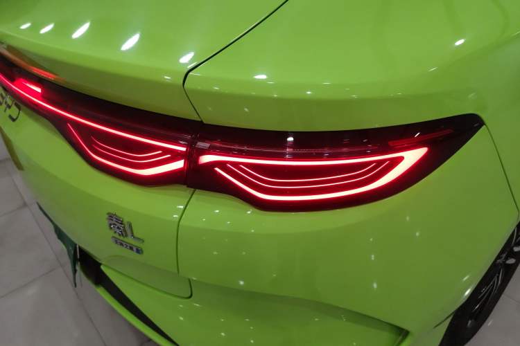 Used BYD Qin L 2025 EV 545KM Excellence Edition Right Rear Taillight