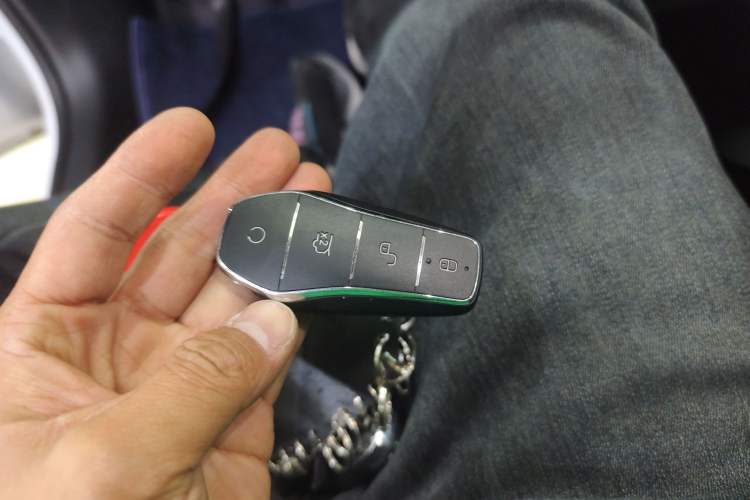 Used BYD Qin L 2025 EV 545KM Excellence Edition Vehicle Key
