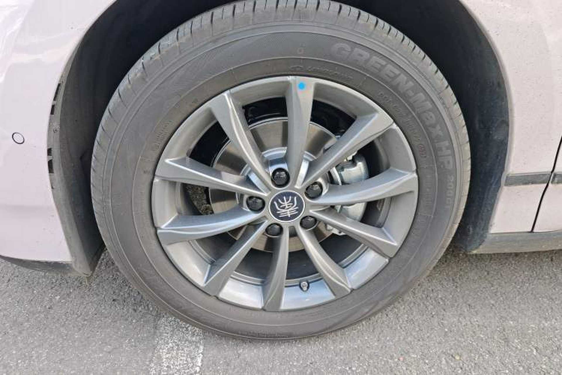 Used BYD Qin L 2025 EV 545KM Beyond Version Left Front Wheel Hub