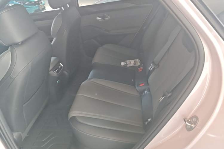 Used BYD Qin L 2025 EV 470KM Leading Edition Left Rear Seat