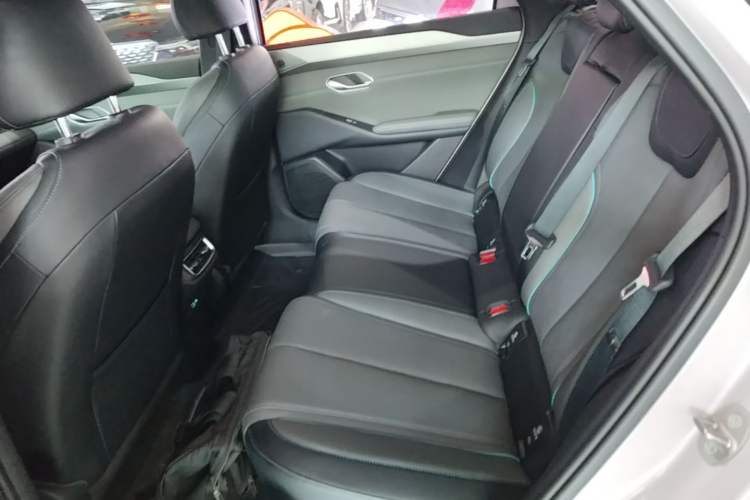 Used BYD Qin L 2025 EV 545KM Cloud Suspension Edition Left Rear Seat
