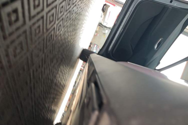 Used BYD Qin L 2025 EV 545KM Beyond Version Left Side Sill