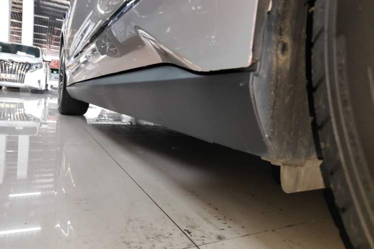 Used BYD Qin L 2025 EV 545KM Beyond Version Left Side Sill
