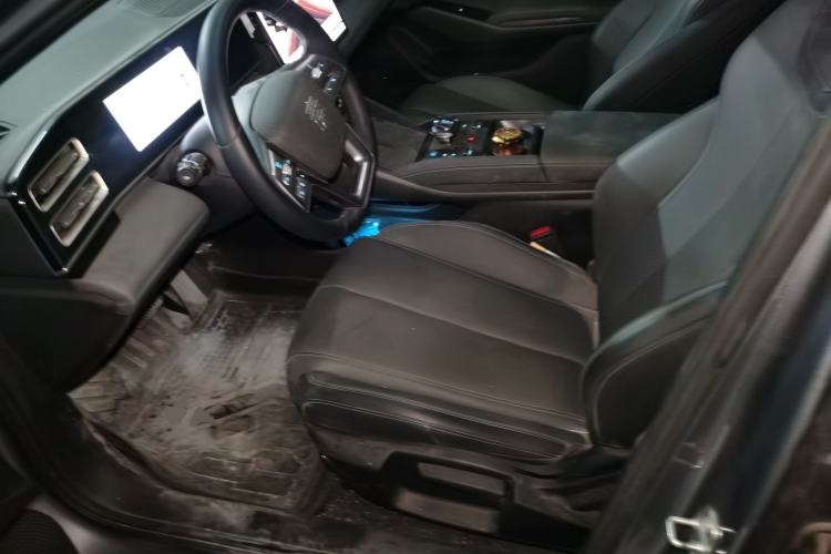 Used BYD Qin L 2025 DM-i Smart Drive 80KM Leading Model Driver Seat