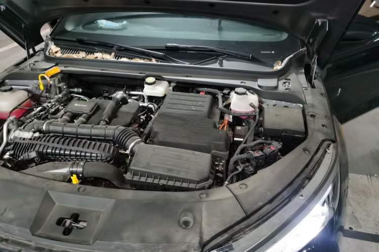 Used BYD Qin L 2025 DM-i Smart Drive 80KM Leading Model Engine Bay Left