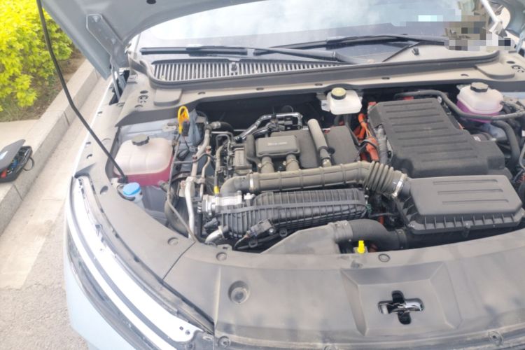 Used BYD Qin L 2025 DM-i Smart Drive 80KM Superior Model Engine Bay Right