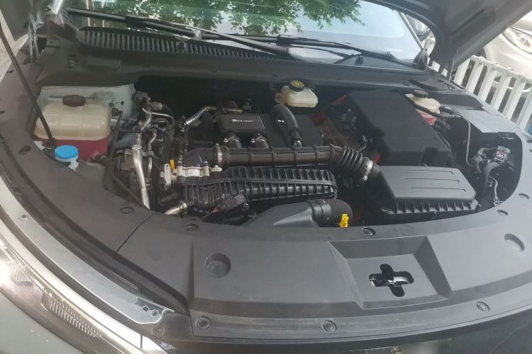 Used BYD Qin L 2025 DM-i Smart Drive 120KM Leading Model Engine Bay