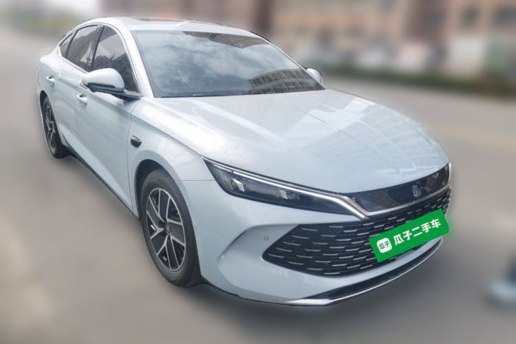 Used BYD Qin L 2025 DM-i Smart Drive 80KM Superior Model Front Right 45 Deg
