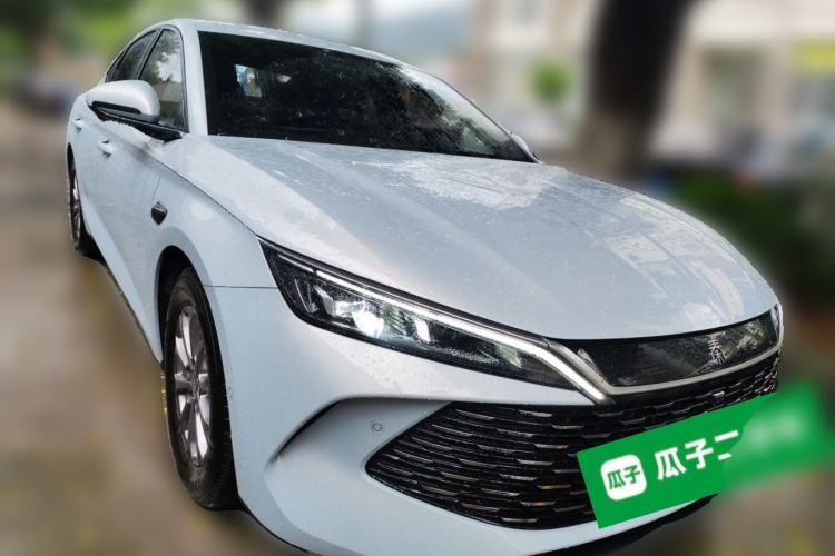 Used BYD Qin L 2025 DM-i Smart Drive 80KM Leading Model Front Right 45 Deg