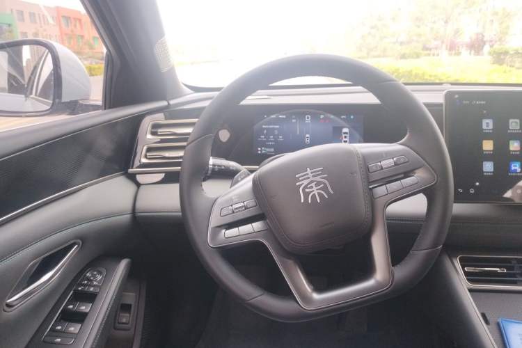 Used BYD Qin L 2025 DM-i Smart Drive 80KM Superior Model Steering Wheel