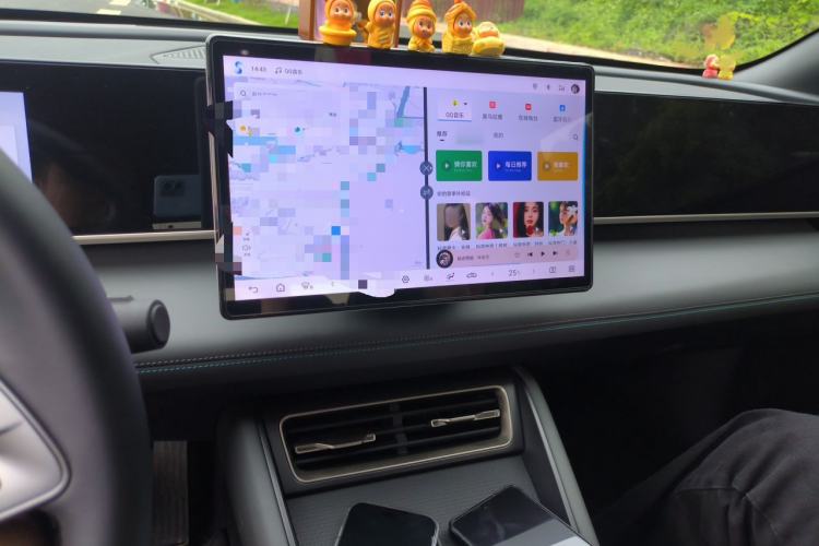 Used BYD Qin L 2025 DM-i Smart Drive 80KM Superior Model Audio And AC Panel