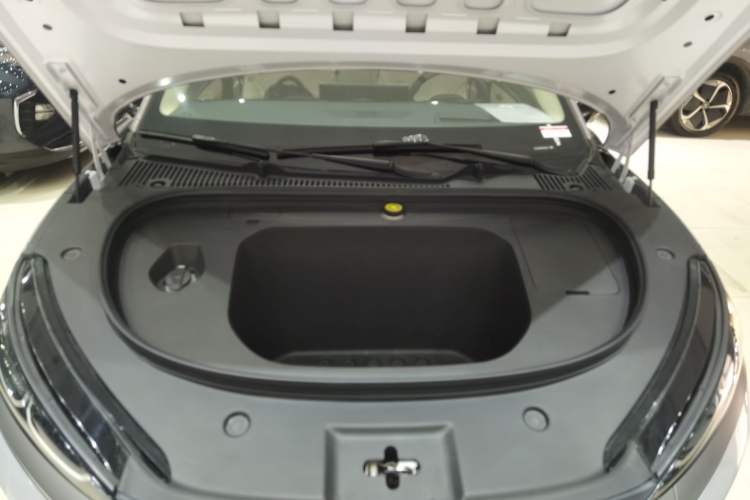 Used BYD Qin L 2025 EV 545KM Excellence Edition Engine Bay