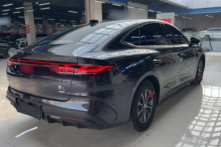 Used BYD Qin L 2025 DM-i Smart Drive 80KM Leading Model Exterior 3