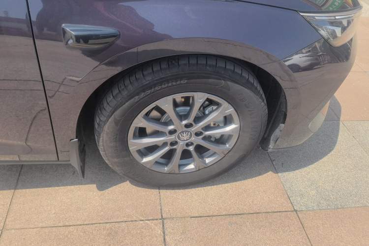 Used BYD Qin L 2025 DM-i Smart Drive 80KM Leading Model Exterior 5