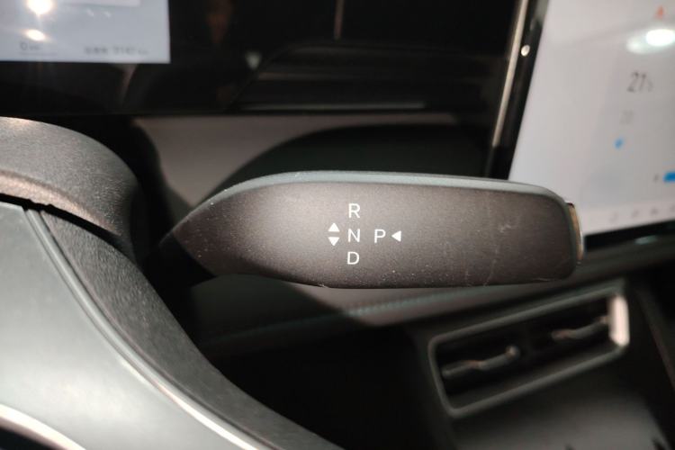 Used BYD Qin L 2025 EV 545KM Beyond Version Gear Lever
