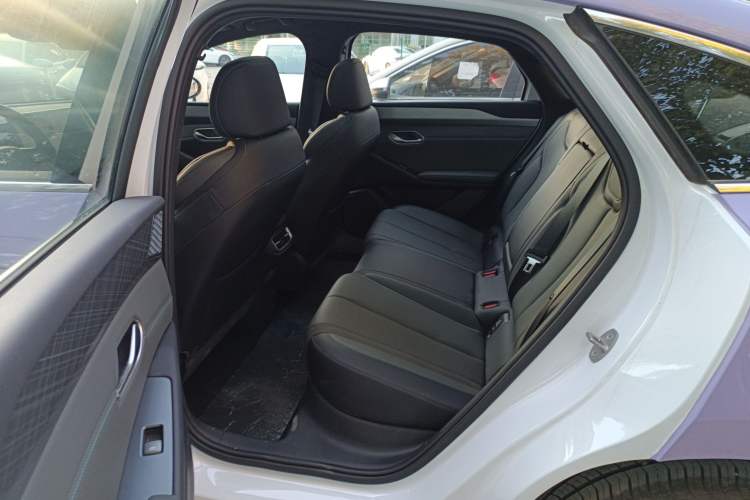 Used BYD Qin L 2025 EV 545KM Beyond Version Interior 4