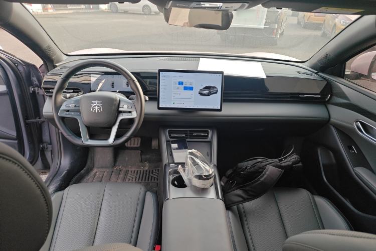 Used BYD Qin L 2025 EV 545KM Beyond Version Center Console