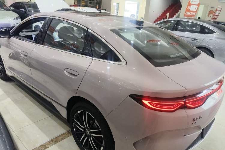 Used BYD Qin L 2025 EV 545KM Cloud Suspension Edition Exterior 3