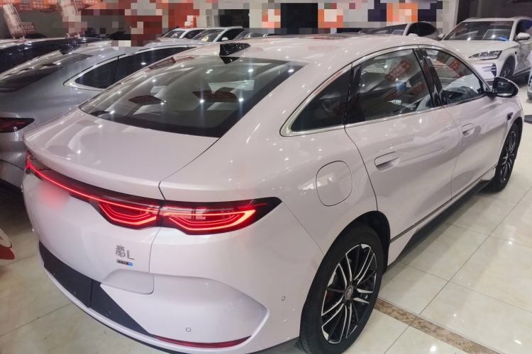 Used BYD Qin L 2025 EV 545KM Cloud Suspension Edition Exterior 5