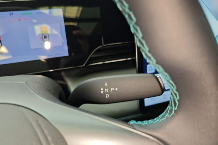 Used BYD Qin L 2025 EV 545KM Excellence Edition Gear Lever