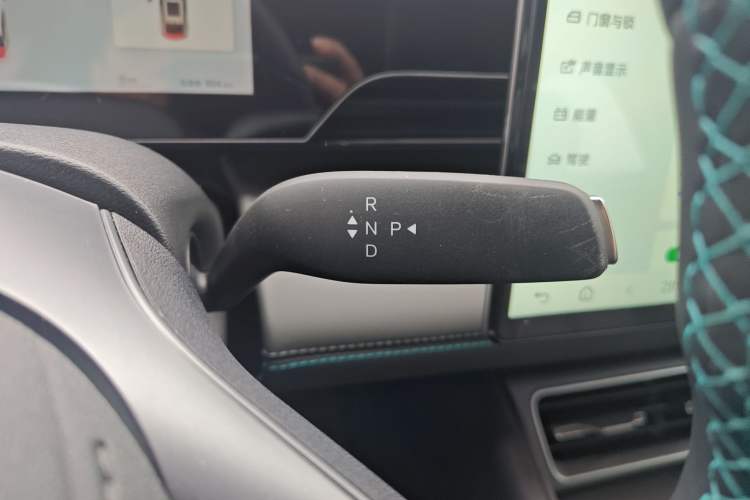 Used BYD Qin L 2025 EV 545KM Excellence Edition Gear Lever