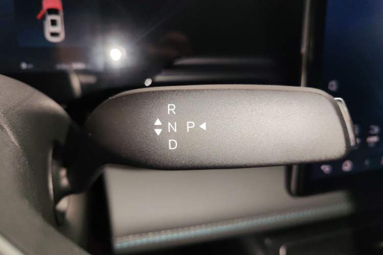 Used BYD Qin L 2025 EV 545KM Beyond Version Gear Lever