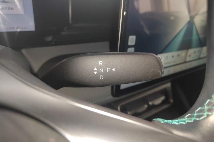 Used BYD Qin L 2025 EV 545KM Excellence Edition Gear Lever