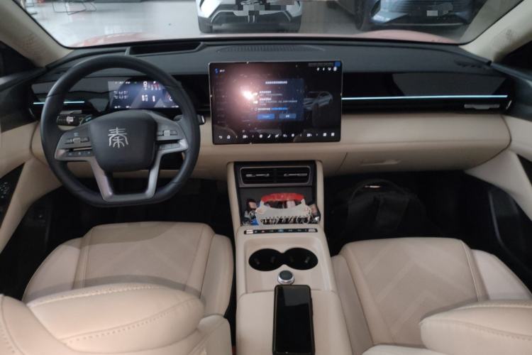 Used BYD Qin L 2025 EV 545KM Excellence Edition Interior 2