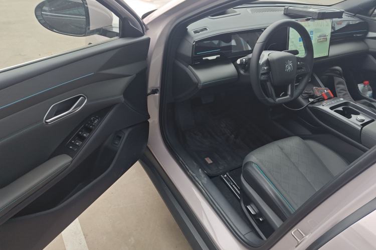 Used BYD Qin L 2025 EV 545KM Excellence Edition Interior 3